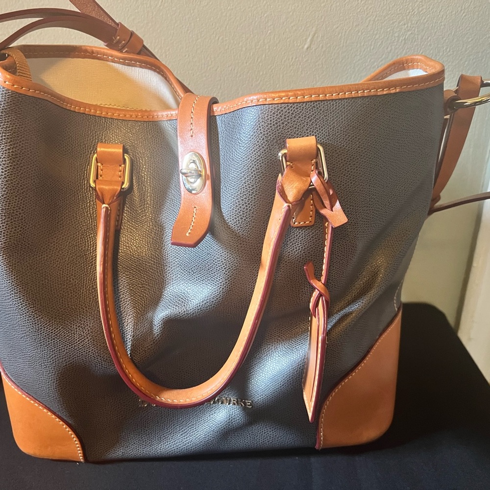 Dooney & Bourke leather handbag